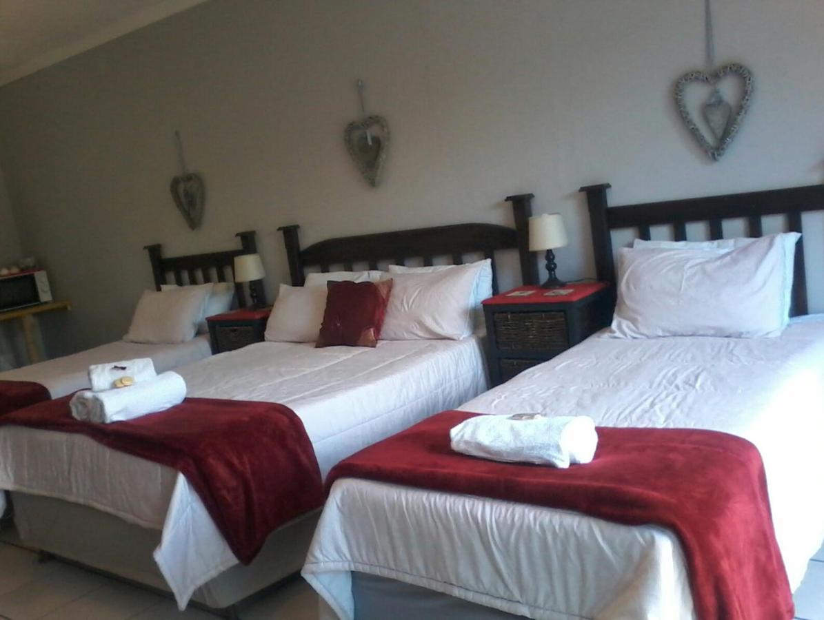 Tehillah Guesthouse Upington Exteriör bild