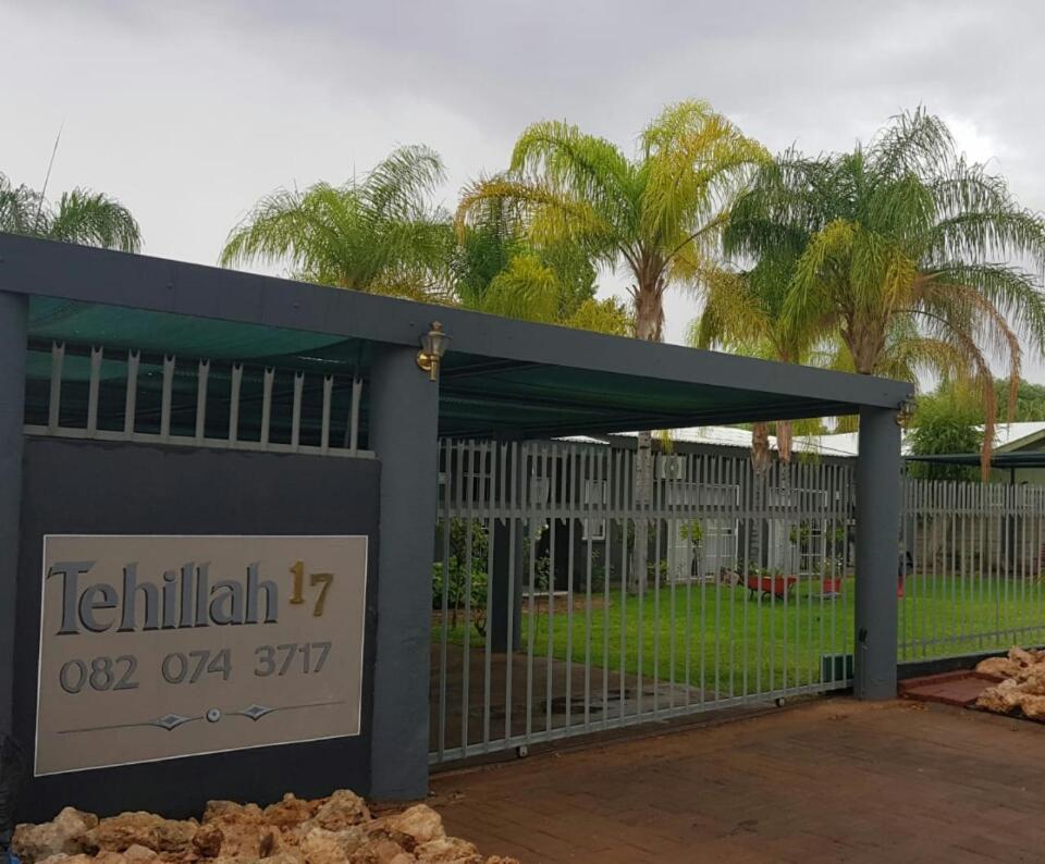 Tehillah Guesthouse Upington Exteriör bild