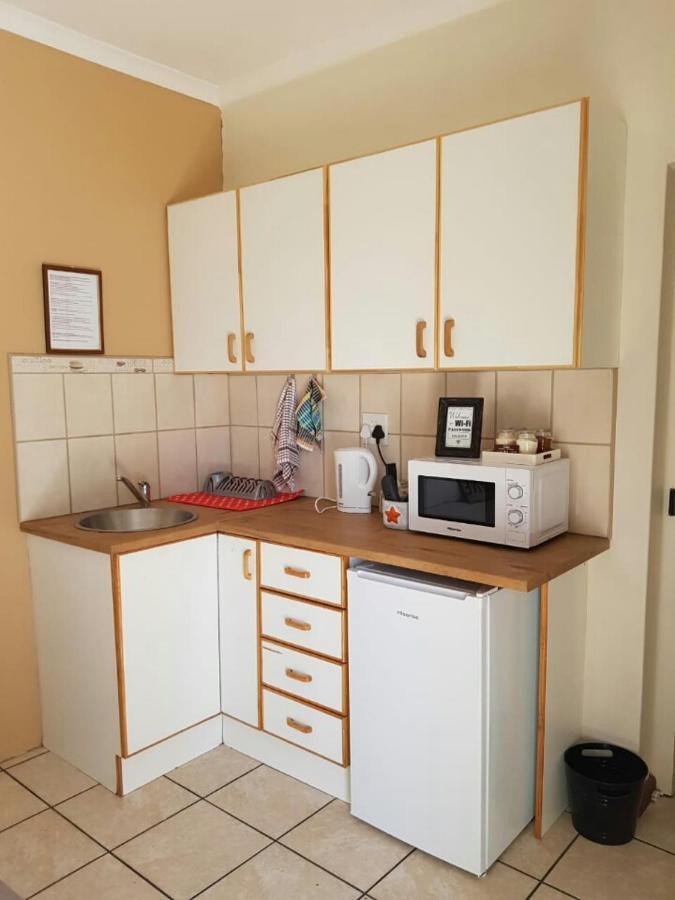 Tehillah Guesthouse Upington Exteriör bild